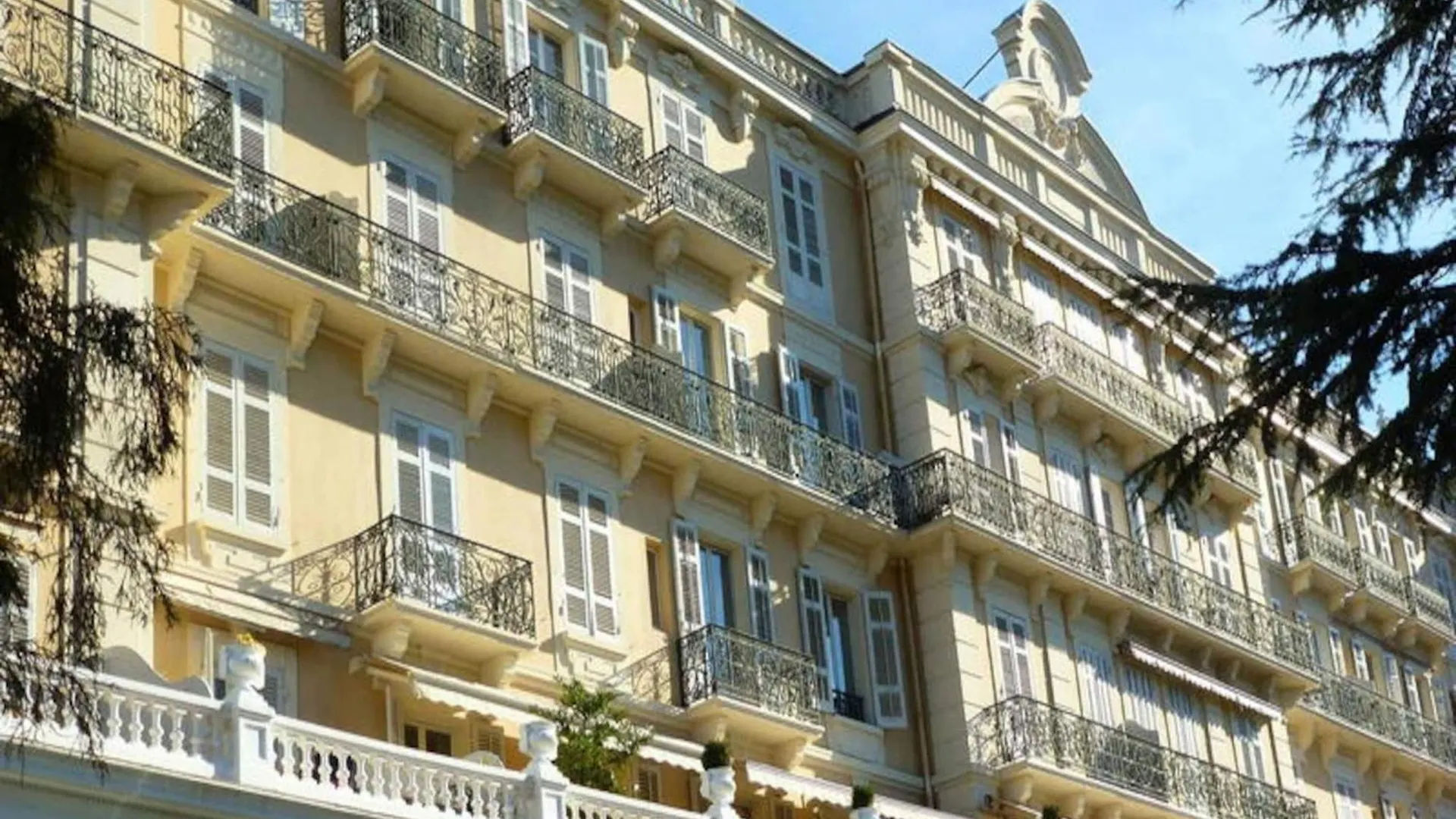 2 Rooms For 2 People Aix-les-Bains Apartment